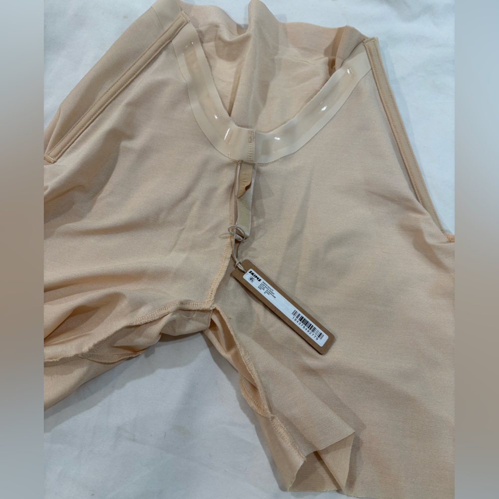 Skims Low Back Shapewear Shorts